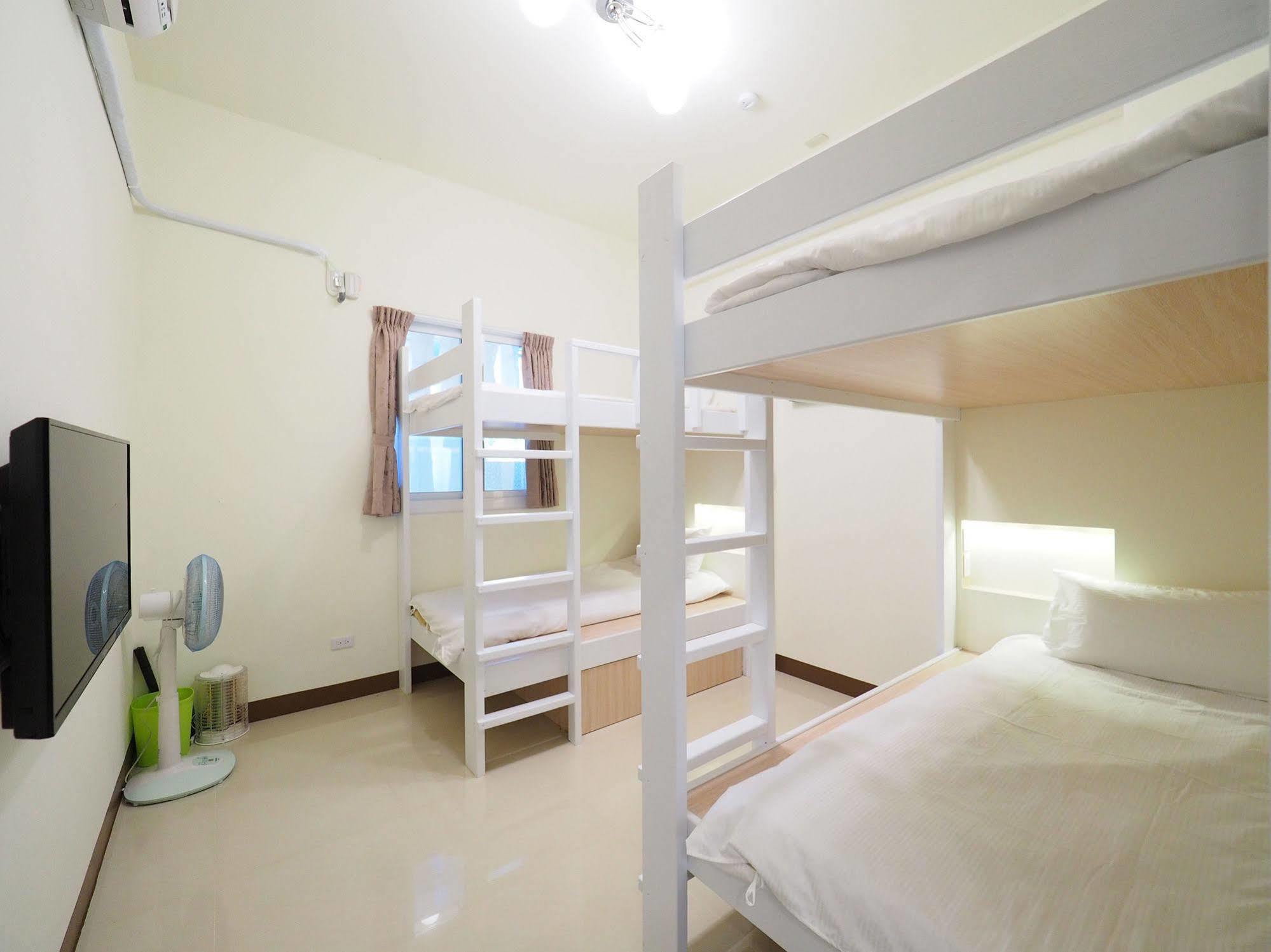 Love And Peace B&B Taitung Экстерьер фото